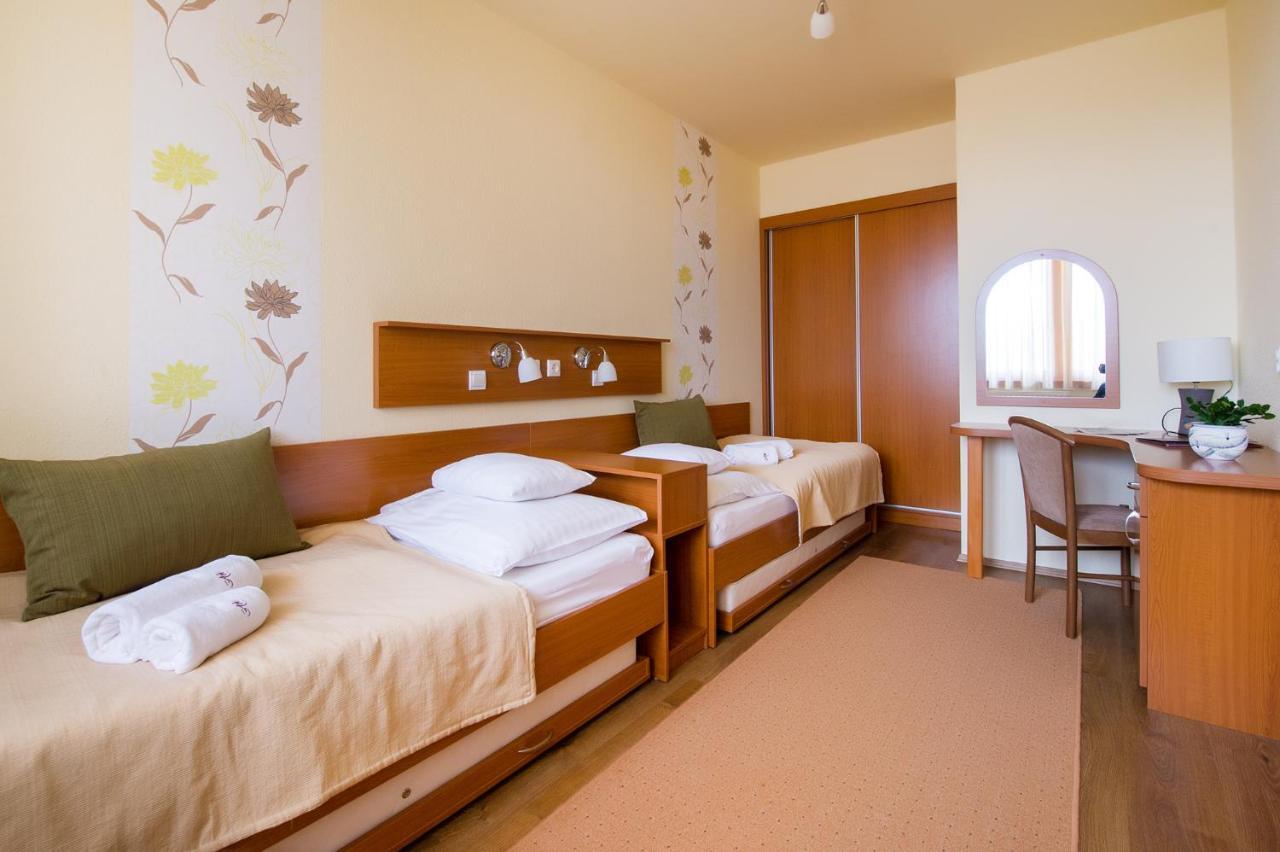 Отель Apartman Hotel