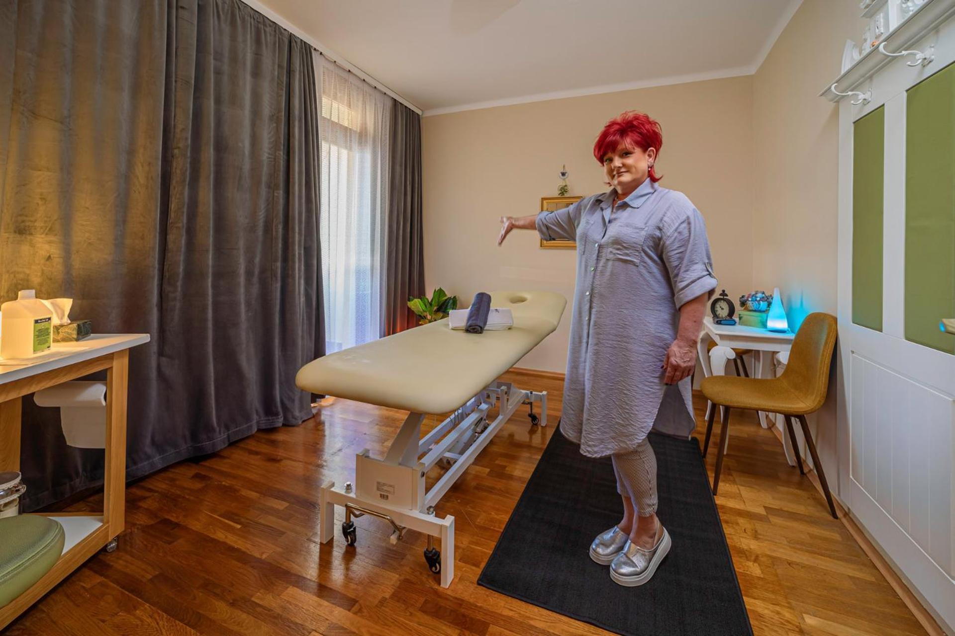 Отель Apartman Hotel 3*