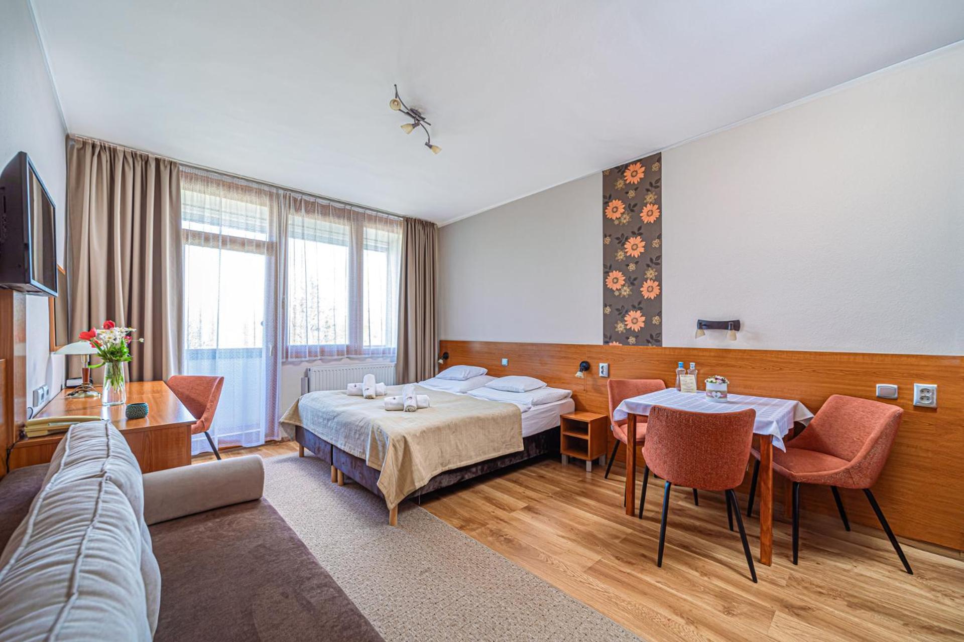 Apartman Hotel 3*