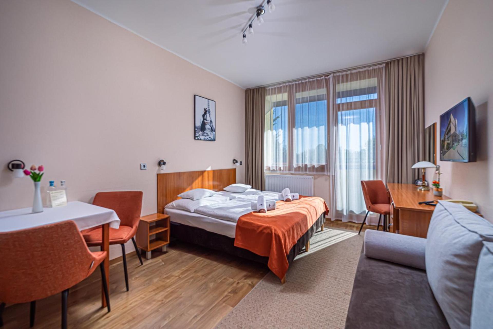 Отель Apartman Hotel 3*