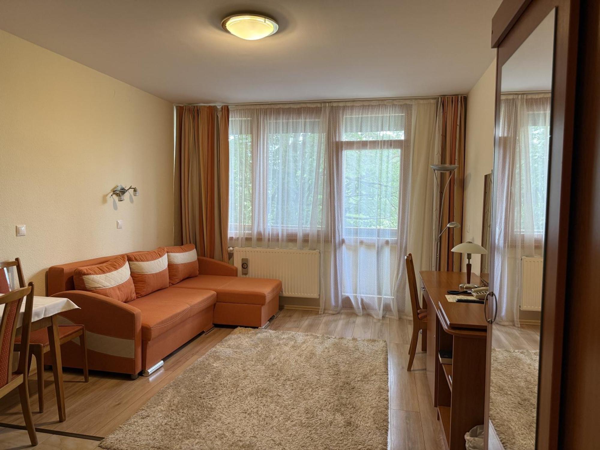 Hotel Apartman Hotel 3*