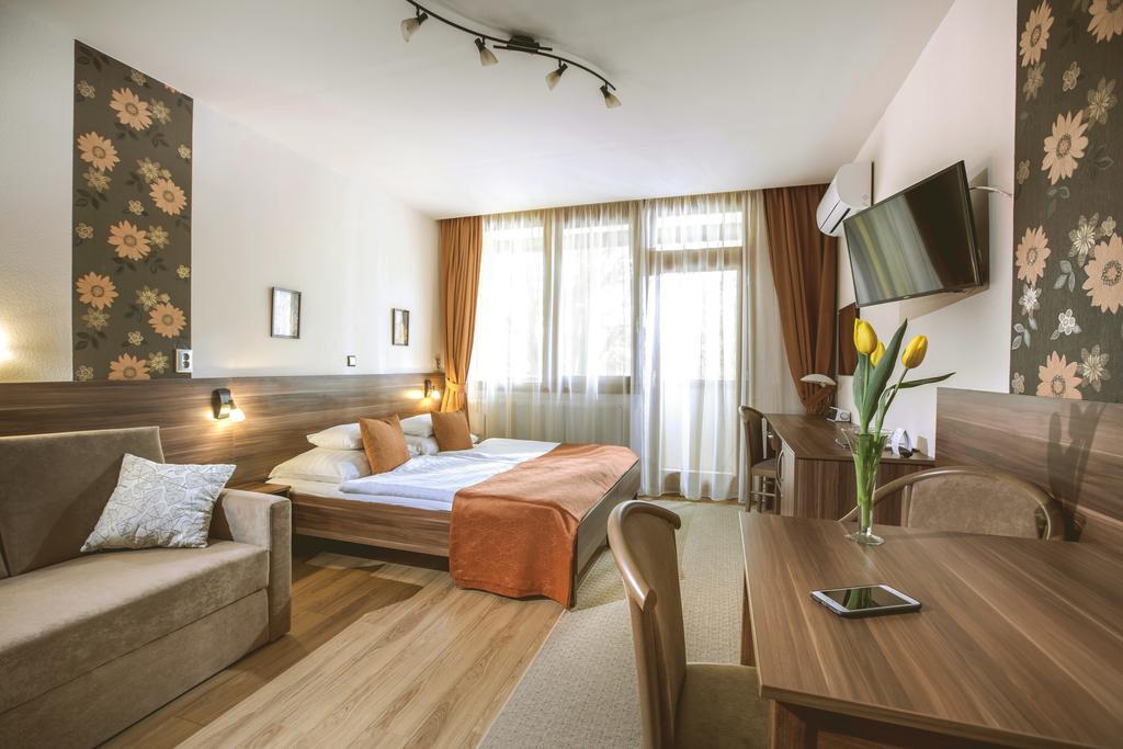 Apartman Hotel Отель Бюк