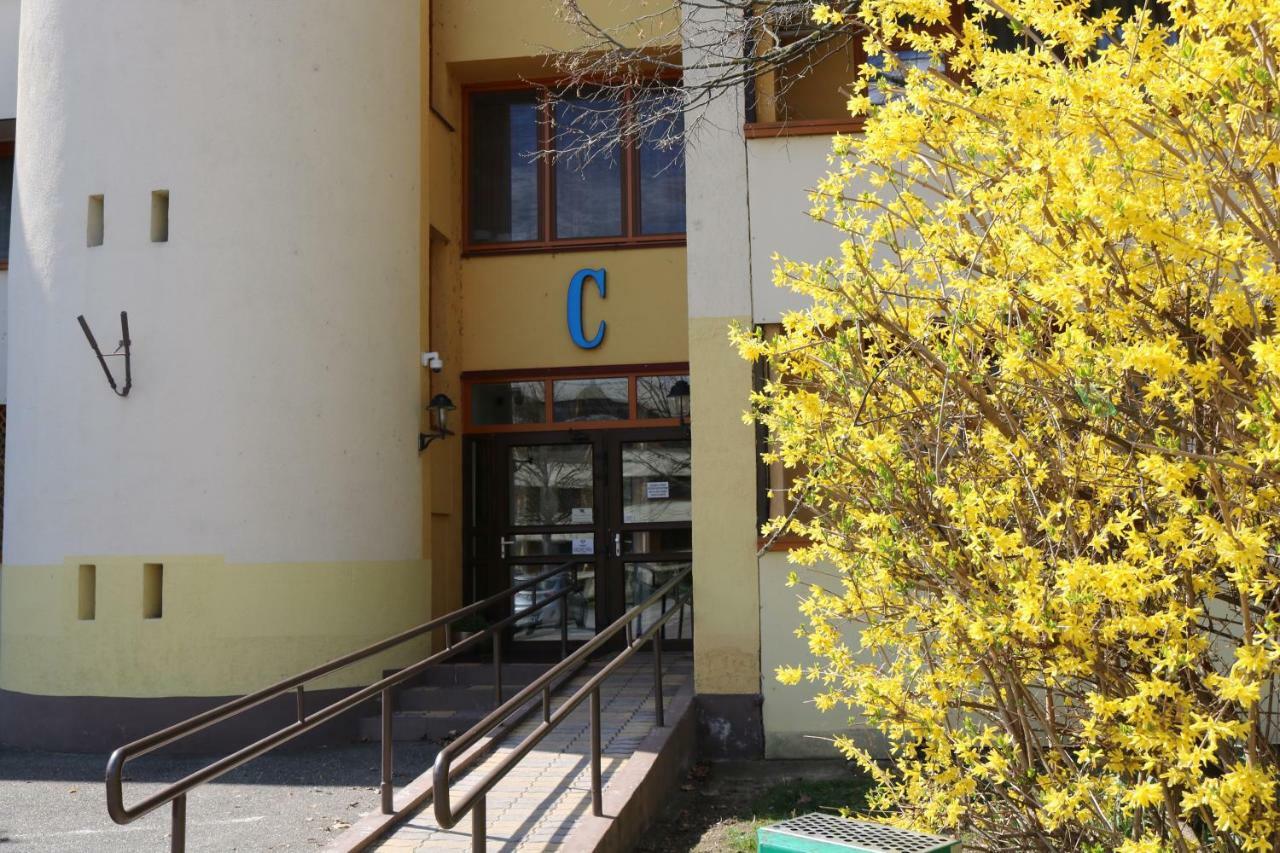 Hotel Apartman Hotel 3*