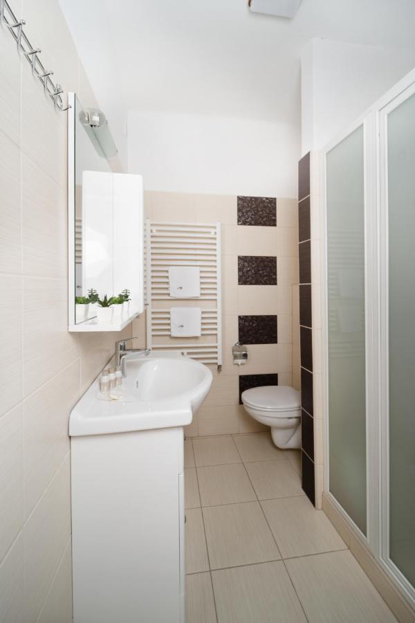 Apartman Hotel Отель